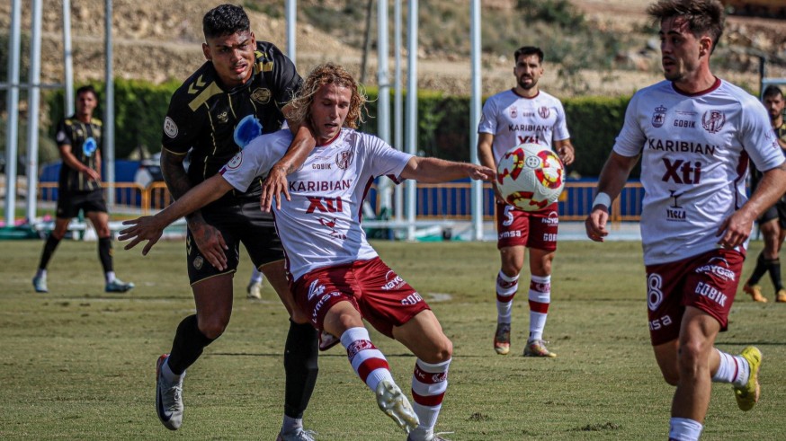 El Yeclano perdona la vida al Intercity (1-1)