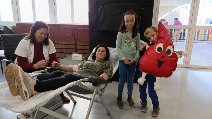 El Colegio Príncipe Felipe de Jumilla vuelve a volcarse con la donación de sangre
