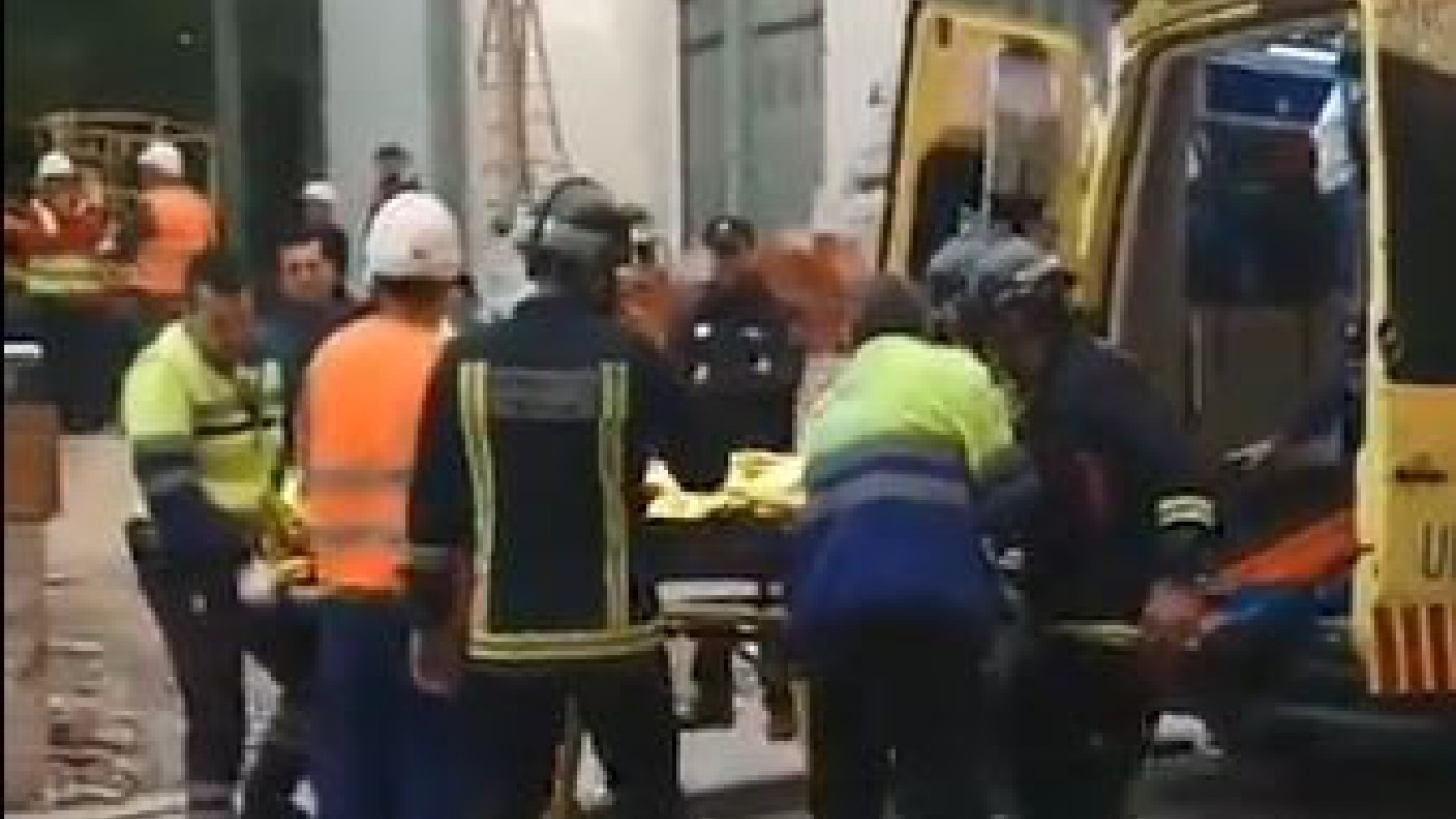 Herido un trabajador tras caer desde una altura de cinco metros en el edificio antiguo de Correos en Murcia