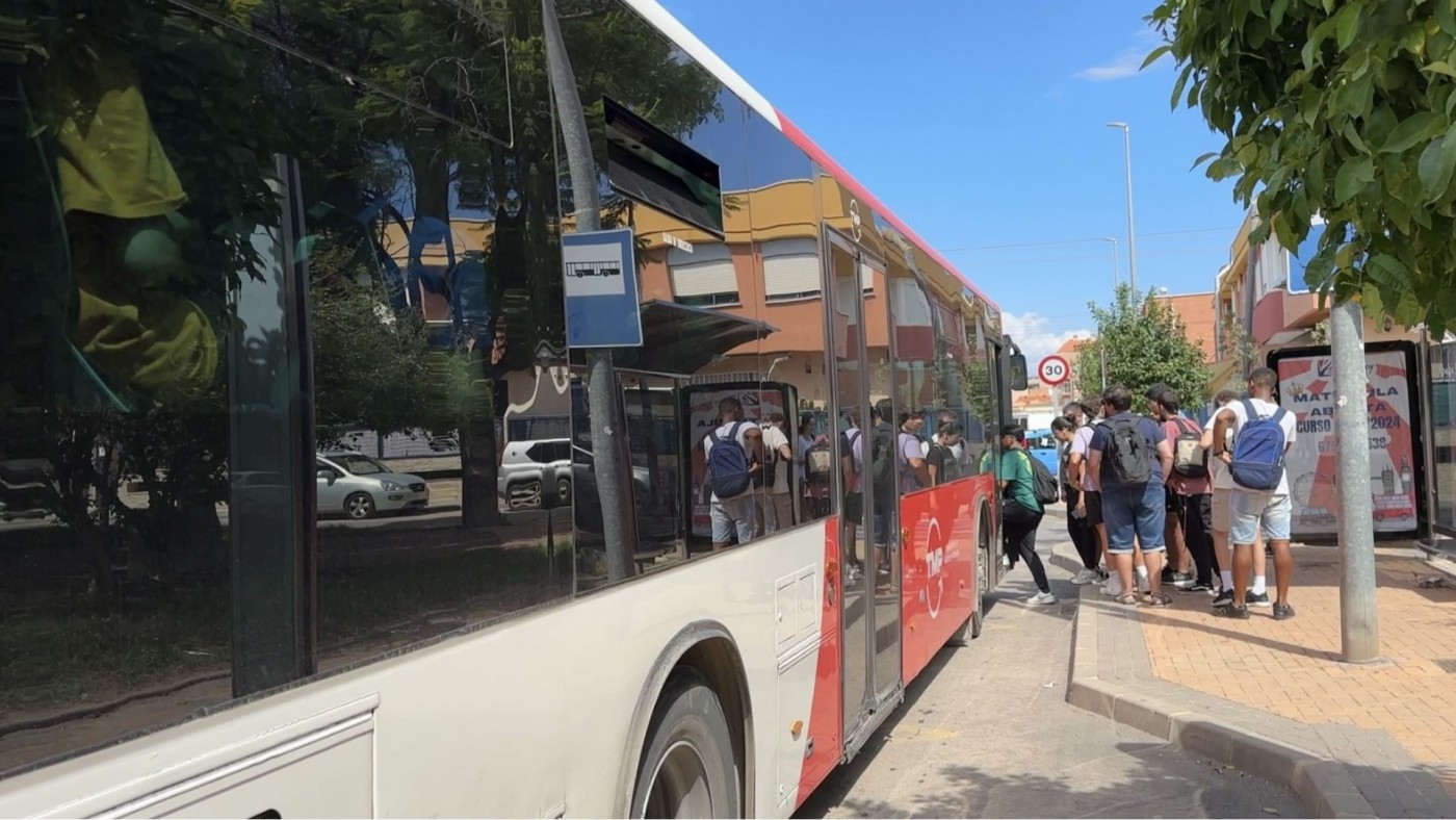 El Ayuntamiento de Murcia estudia reforzar las líneas más concurridas por la falta de transporte escolar