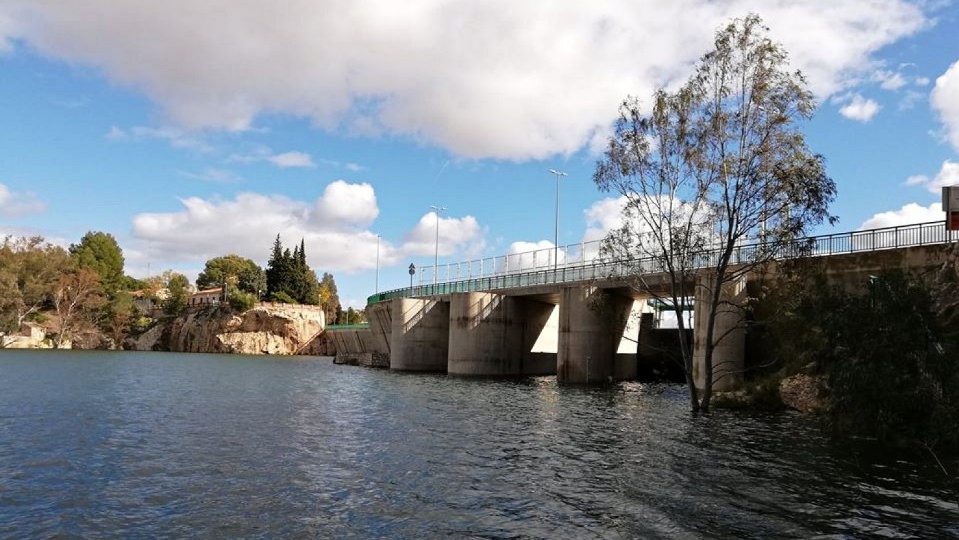 La lluvia recogida en los pantanos suavizará las restricciones a los regantes tradicionales del Segura