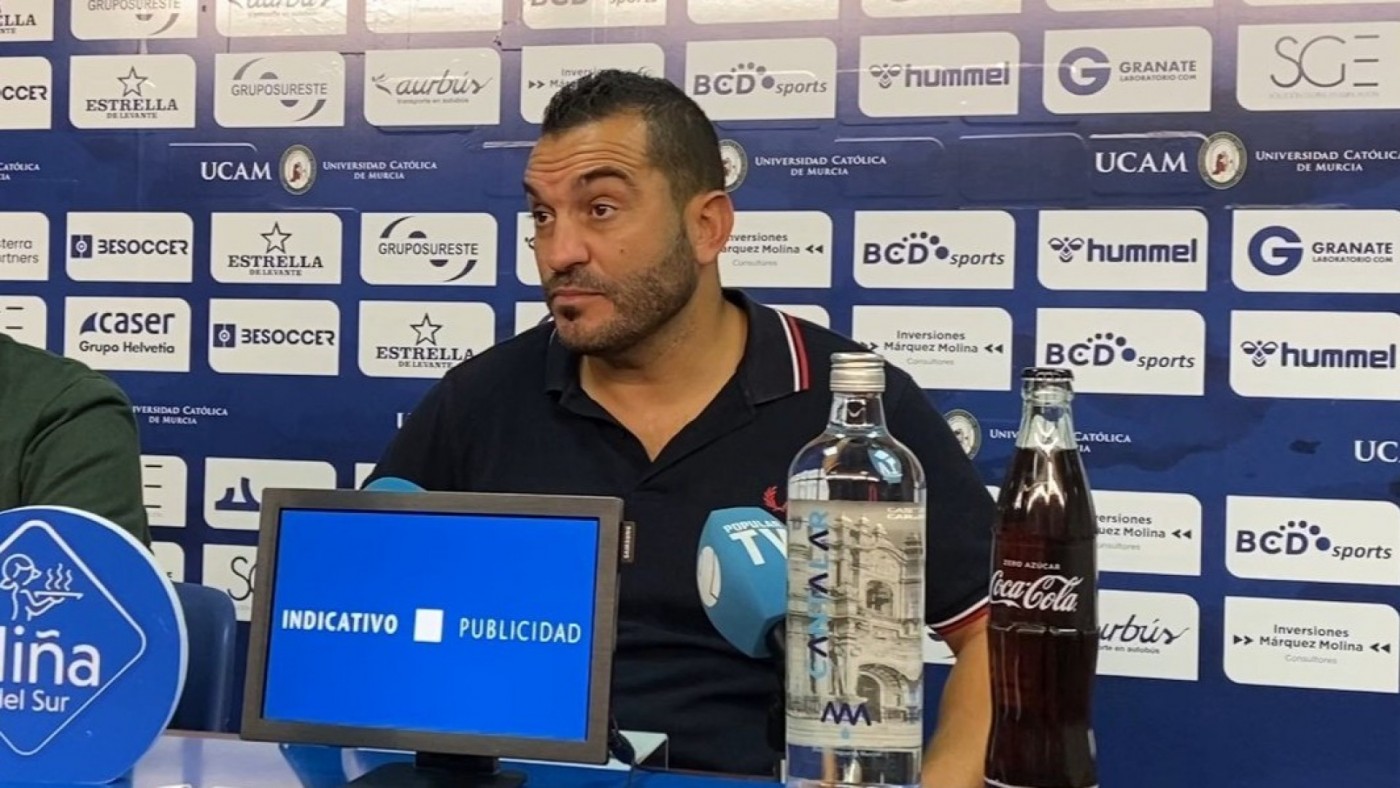 Adrián: "Debemos mantener nuestra identidad ante tantos espectadores"