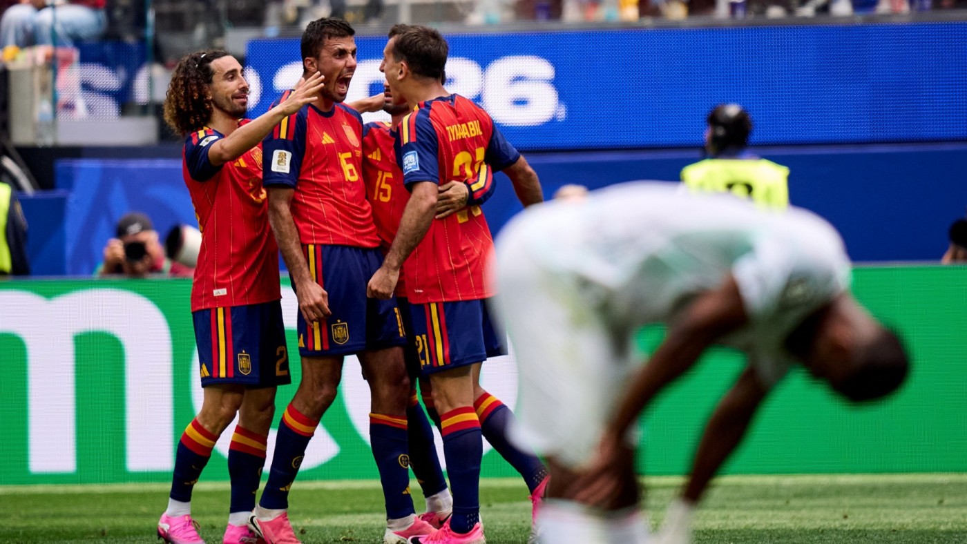 España vence a Austria y está en los octavos de final del Mundial