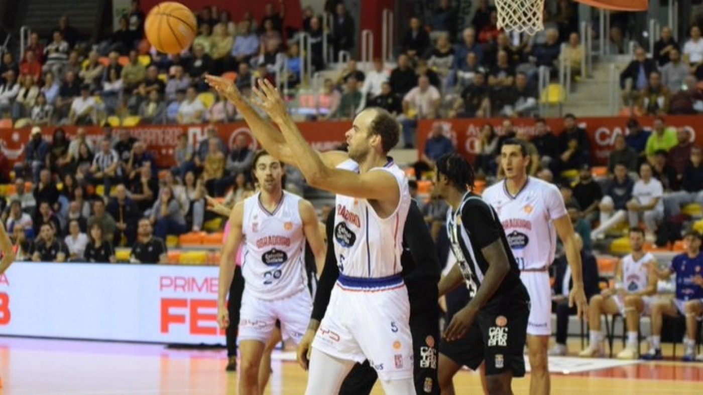 El Caesa Cartagena no puede con un Obradoiro superlativo (68-94)