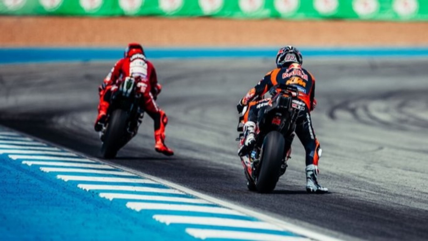 Acosta y Aldeguer sufren en la Sprint de Brasil