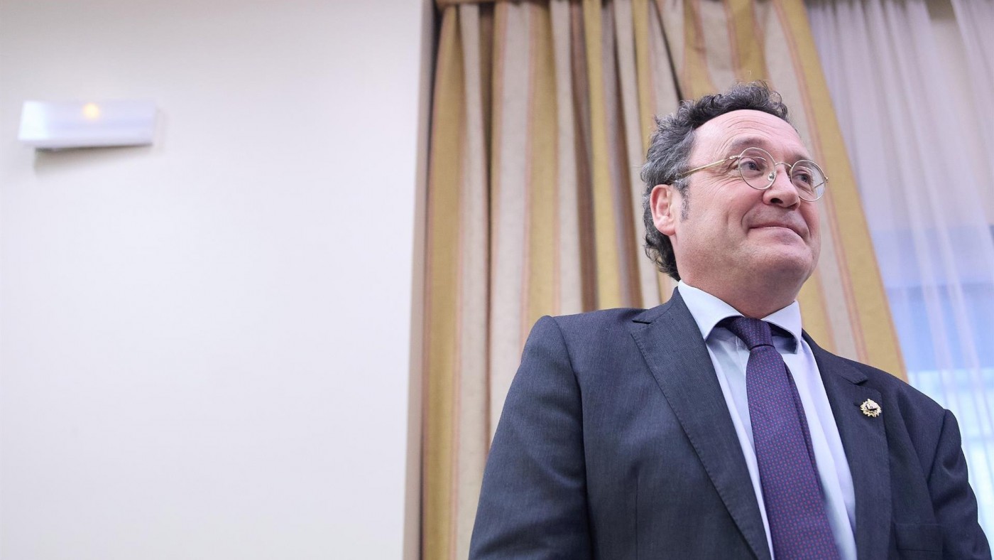 El fiscal general responde a fiscales del 'procés' y se muestra a favor de amnistiar la malversación a Puigdemont