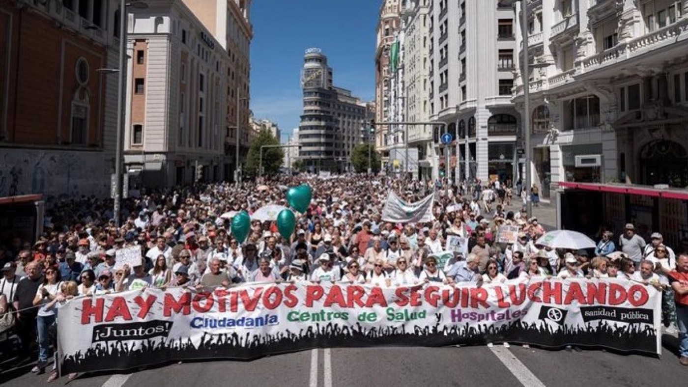 Marchan por Madrid en defensa de la sanidad pública "universal y de calidad"