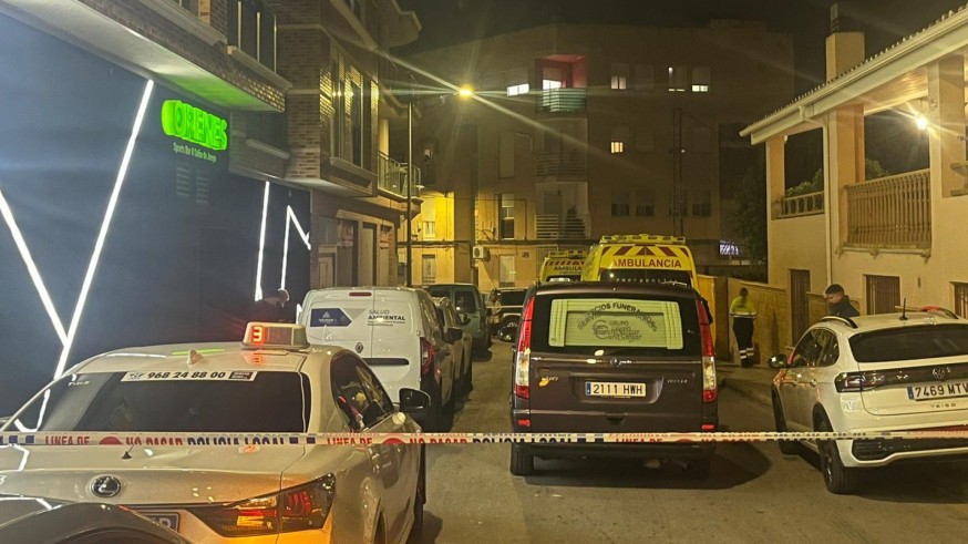 Investigan las circunstancias de la muerte de un joven que cayó de un tercer piso en Archena