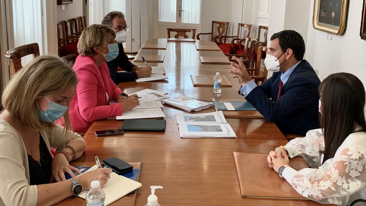 Reunión sobre la nueva concesión de transporte público en Cartagena. CARM