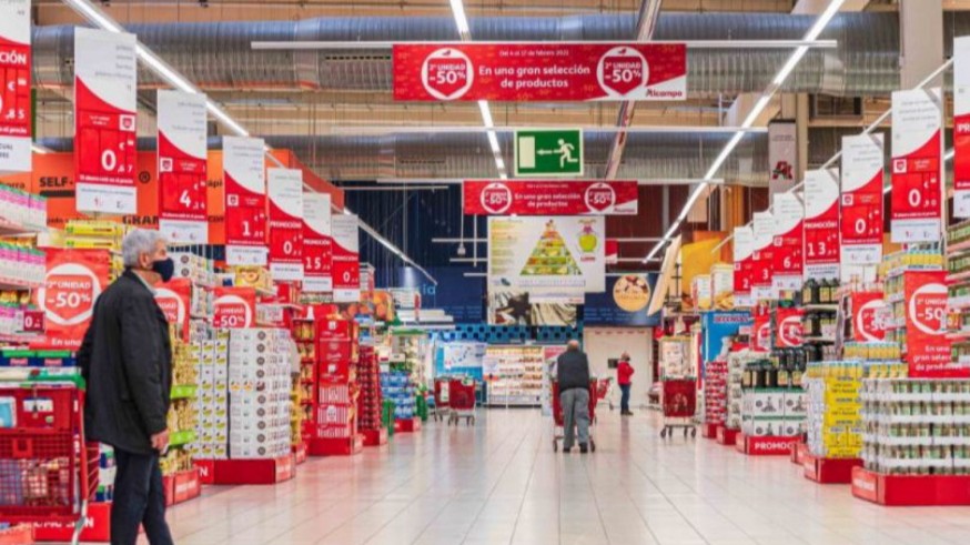Interior de del supermercado (archivo). ALCAMPO