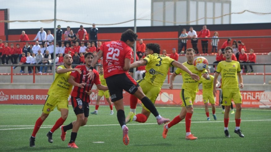 La Minera se atasca ante el Puente Genil (1-1)