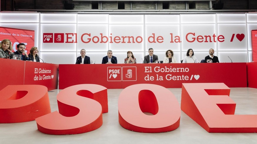 El PSOE sube dos puntos y amplía a 2,3 su ventaja sobre el PP, mientras cae Unidas Podemos