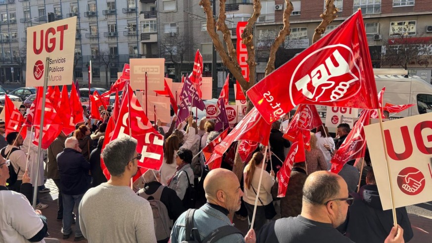 UGT y CCOO intensifican las protestas por el bloqueo del convenio de la sanidad privada