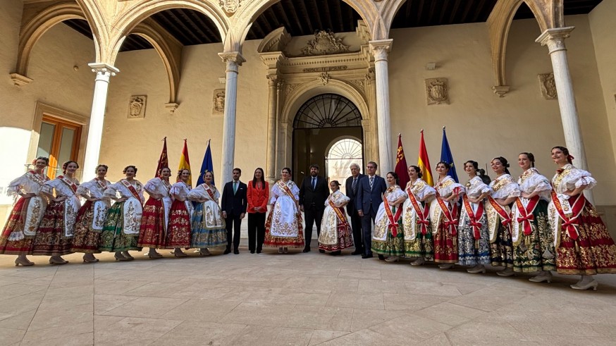 López Miras ensalza a las Reinas de la Huerta como embajadoras de Murcia y su tradición