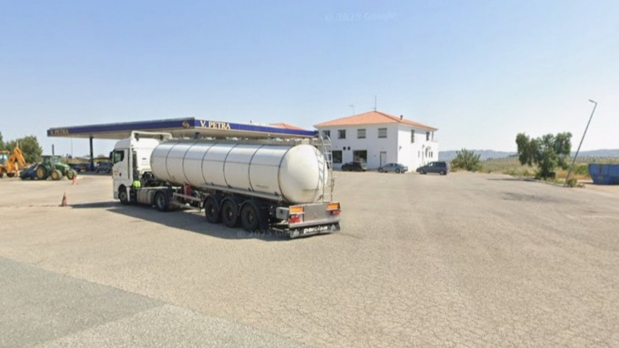 Un hombre resulta herido grave tras colisionar su turismo con un camión cisterna en la A-91 en Lorca