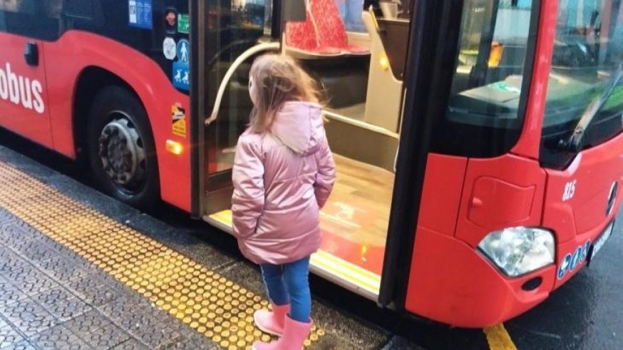 Los niños viajarán gratis en transporte público de Murcia hasta los 7 años
