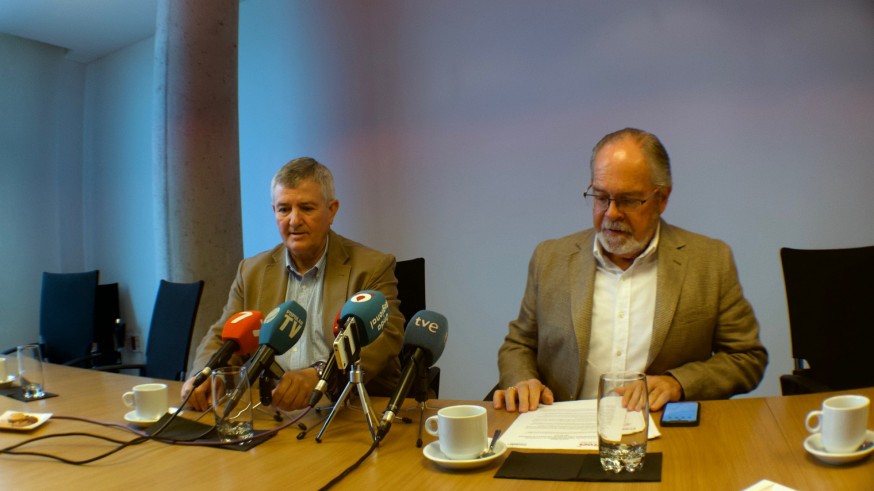Pedro Díaz, presidente de FROET, y Manuel Pérez Carro, secretario general. ASR