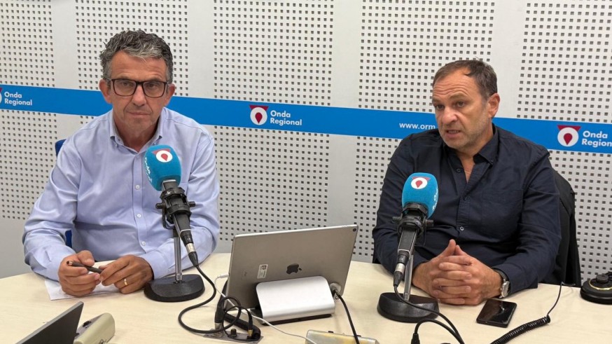 José Miguel Marín (Coag) y Alfonso Gálvez (Asaja), este martes en Onda Regional de Murcia. ORM
