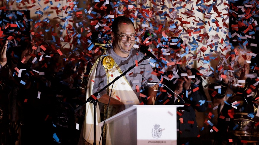 El Langui pregona Carthagineses y Romanos defendiendo la inclusión y la paz