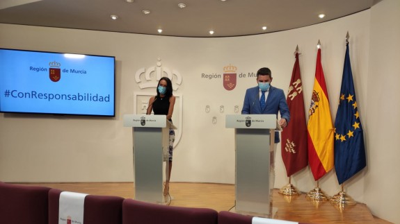 Miguélez y Luego en la rueda de prensa tras la reunión del Consejo de Gobierno. ORM