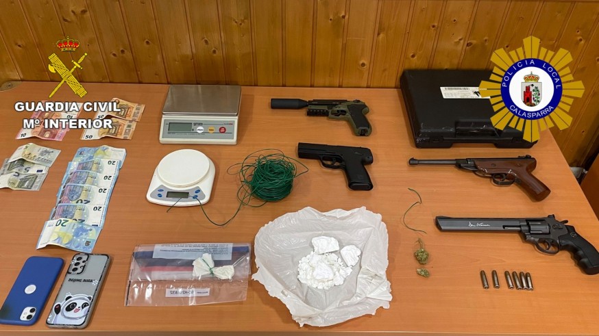 VIDEO | Desmantelado un punto de manipulación y venta de cocaína en Calasparra 
