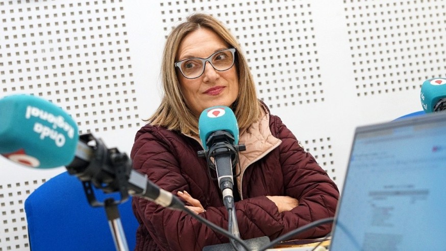En este Especial Colectivos hablamos de la esclerosis lateral amiotrófica y de ELA Región de Murcia con Elisa Motellón y Damián Guerao