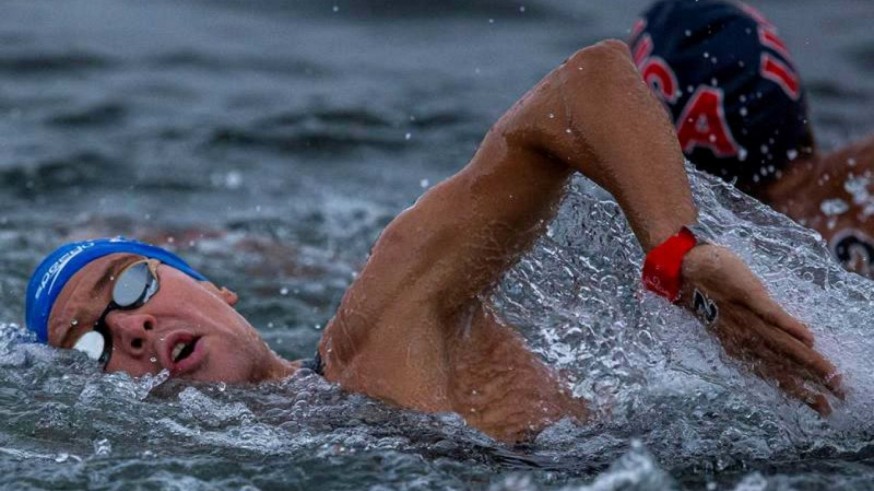 Alberto Martínez en el Campeonato del Mundo de aguas abiertas en Coreal Del Sur