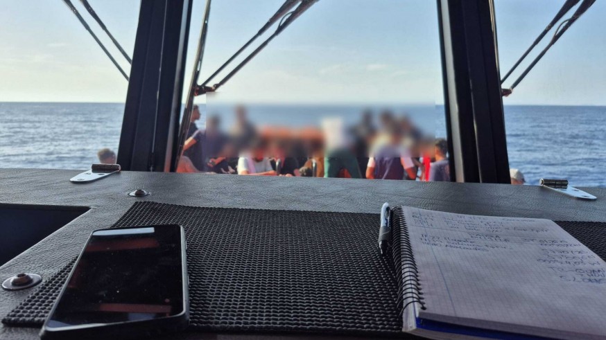 Interceptan una patera con 23 personas en Cabo de Palos 