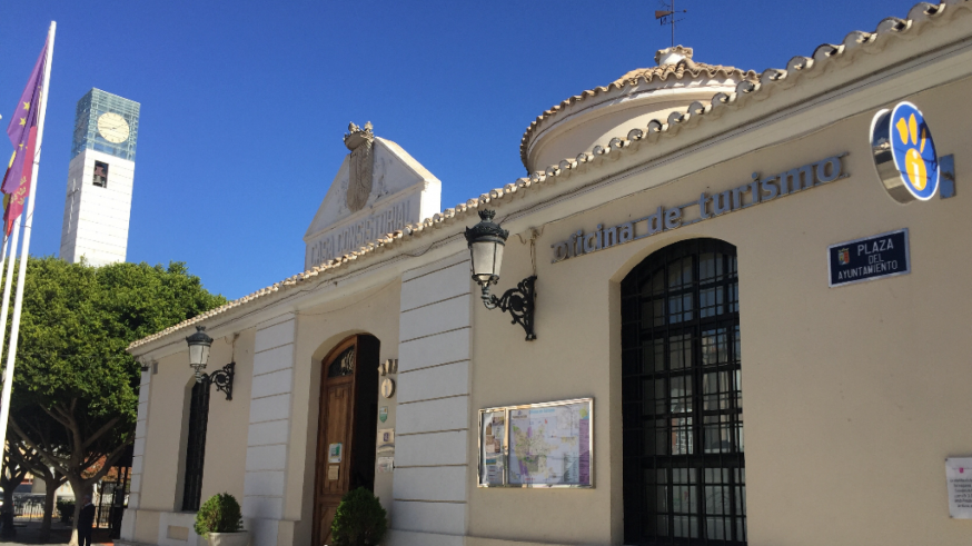 'Los turistas nos llaman interesándose por la seguridad'. Cristina Aranda. Oficina de Turismo en Torre Pacheco