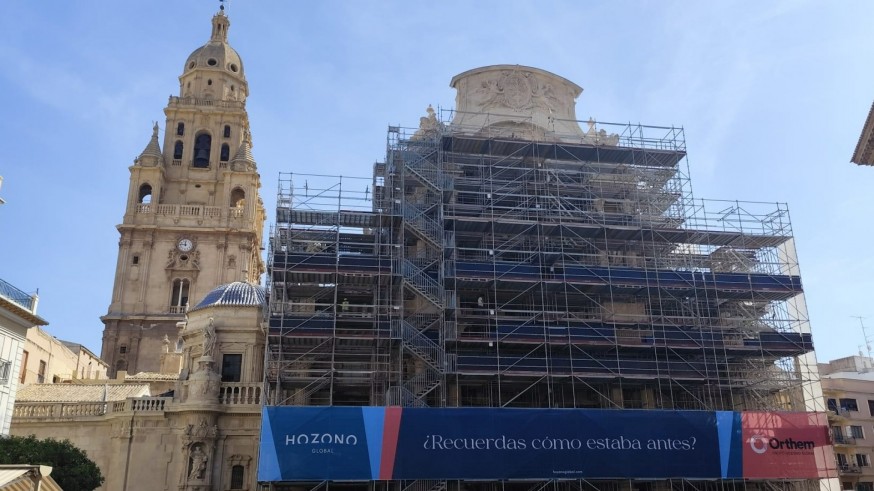 Desvelamos el imafronte restaurado de la Catedral de Murcia