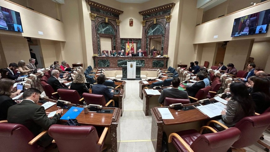 La Asamblea Regional pide la creación de 18 unidades judiciales para desatascar los asuntos pendientes