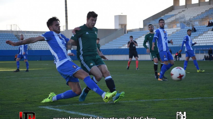 Importante victoria del Lorca Deportiva (foto: lorcatododeporte)