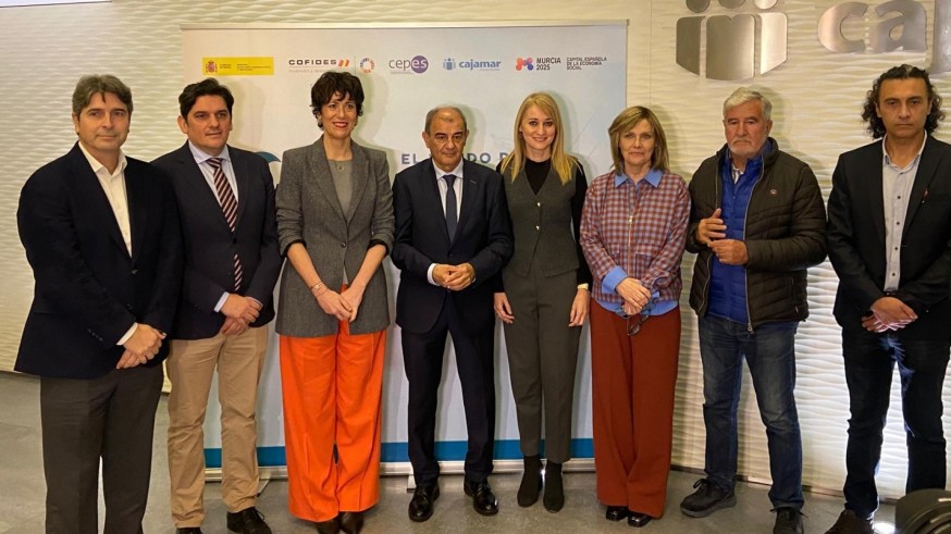 La ministra de Migraciones considera que la moción de PP y Vox para devolver a los menas a sus países de origen "abraza la xenofobia"