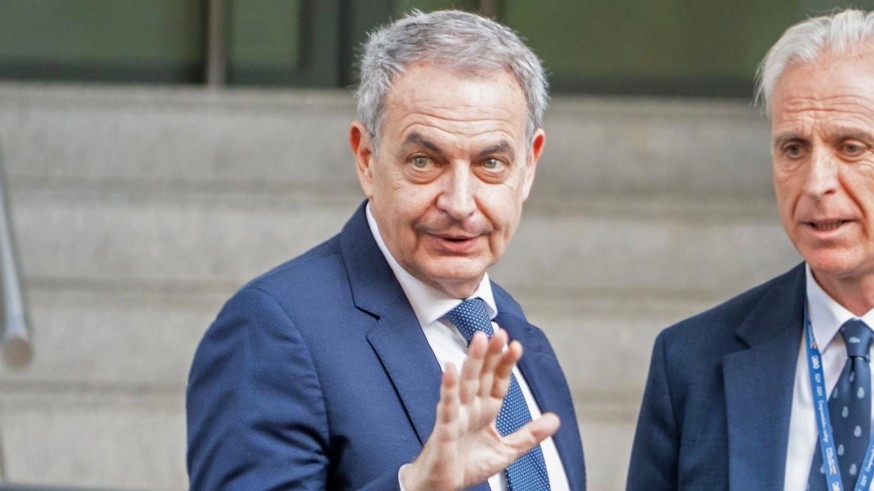 Zapatero: "No hablé con nadie del rescate de Plus Ultra, nadie puede decir lo contrario"