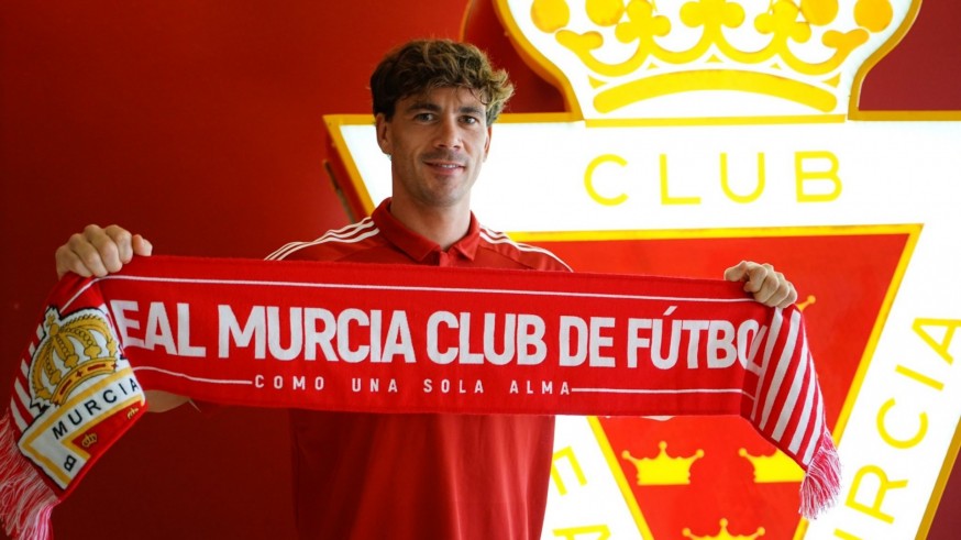 Guarrotxena: "Cuando escuché Real Murcia me hicieron los ojos chiribitas"