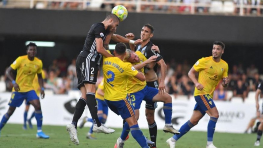 El Cartagena vence 1-0 al Cádiz B