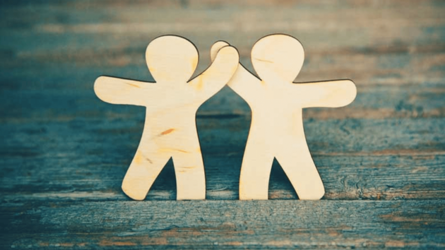 ¿Qué le preguntaría a un psicólogo? El impacto de las relaciones de amistad en nuestra salud mental