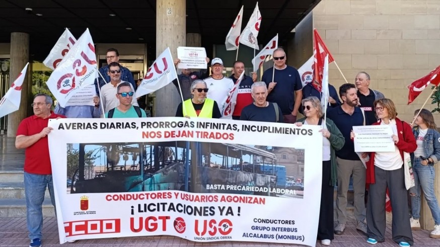 Los conductores de bus urbano y metropolitano de Murcia piden nuevas concesiones de transporte