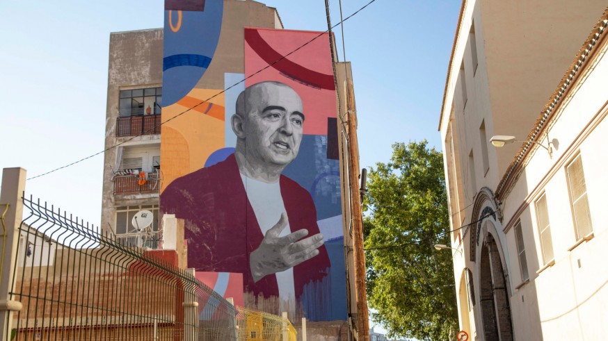 Mural dedicado a Paco Martín, creador del festival