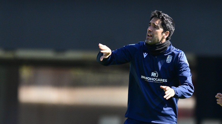 Iñigo Vélez: "Las bajas no son excusa, tenemos que ganar"