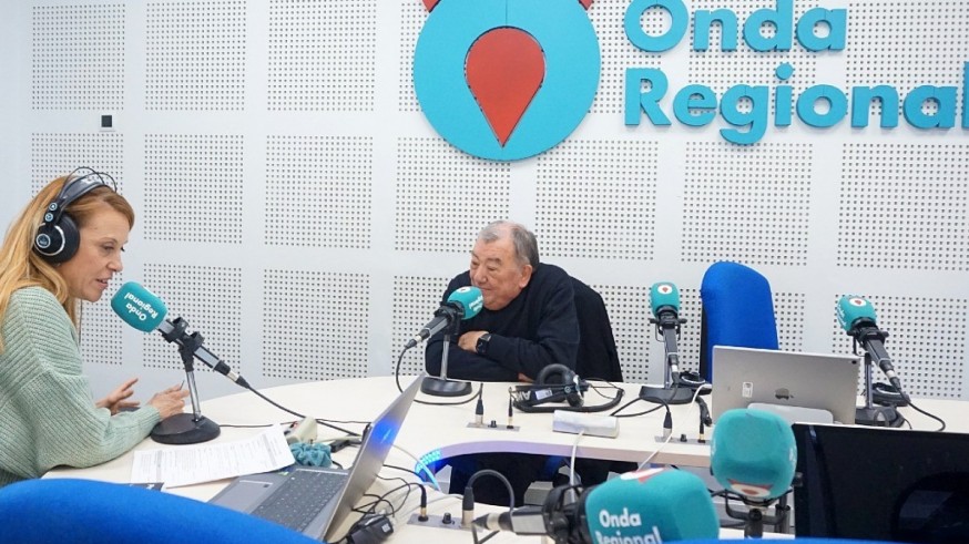 La Academia en Tarde Abierta. Lucía Hernández y Alberto Requena hablan de la gastronomía fenicia