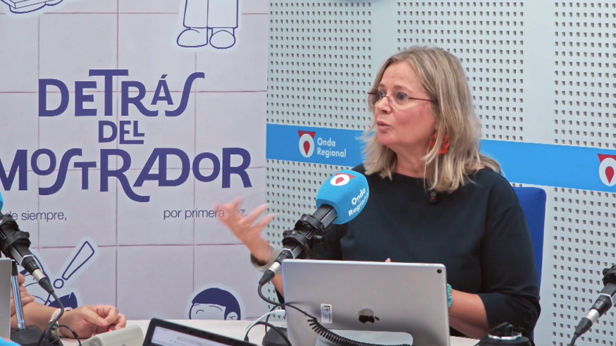 Detrás del mostrador. Con la Cámara de Comercio de Murcia. Ana Alcázar Fajardo Kihana Flores preservadas