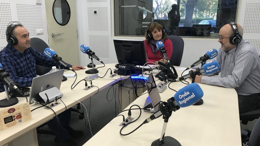 Tertulia en el informativo matinal