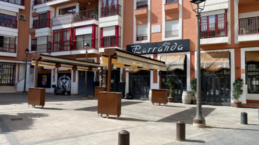 Restaurantes cerrados en Murcia (archivo). ORM