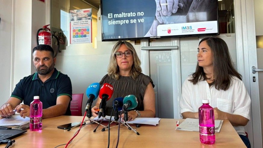 La Región refuerza la protección a sus mayores frente a los abusos invisibles