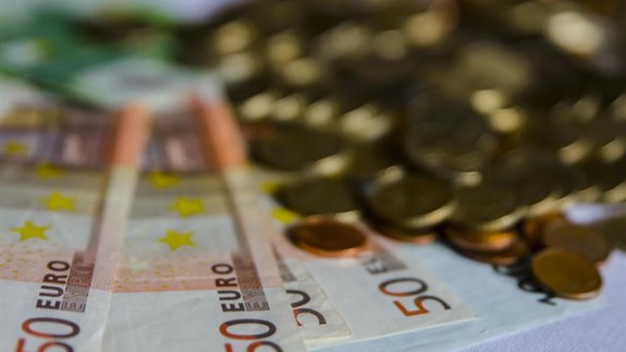 billetes y monedas de euros