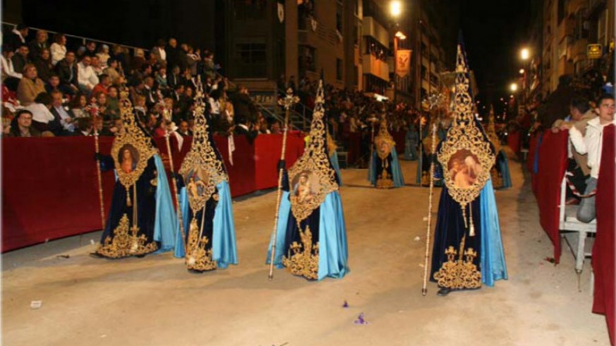 Nazarenos del Paso Azul (archivo). ORM