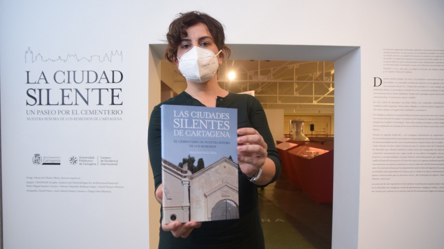 María José Muñoz y su libro 'La ciudad silente' 