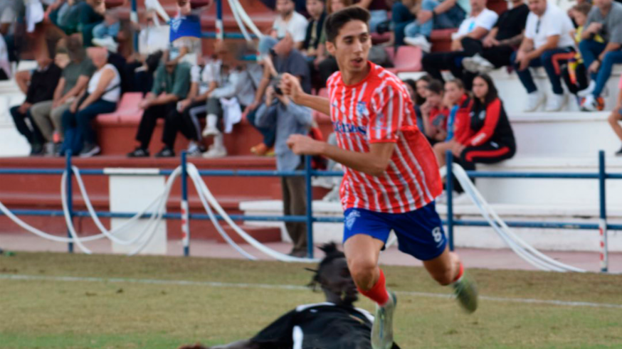 El Totana sólo mira hacia arriba (0-1)