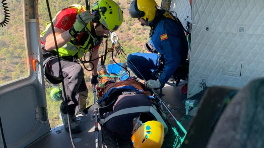 Herido un hombre de 48 años que trabajaba bajo una línea eléctrica en Sierra Espuña